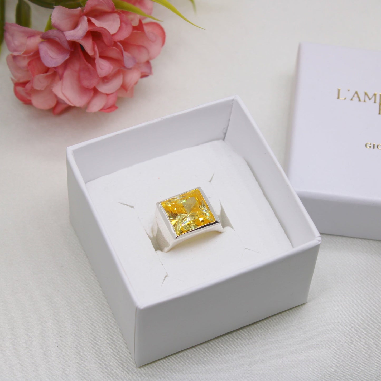Anello Cubo Mini