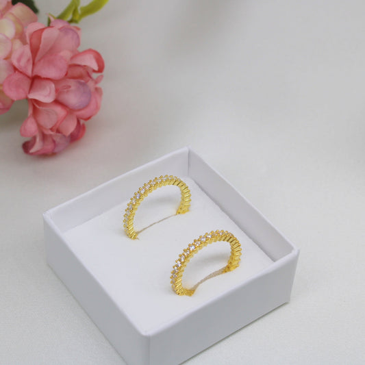 Ring with zirconia
